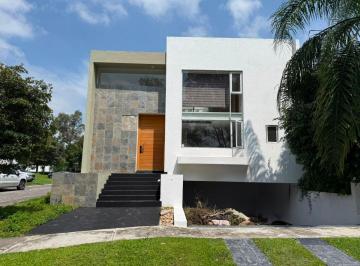 Casa en condominio de 3 habitaciones, Tlajomulco de Zúñiga · Casa en Renta en El Manantial