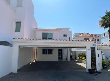 Casa de 3 habitaciones, Mazatlán · Casa en Venta en Mazatlan - en El Fracc El Cid