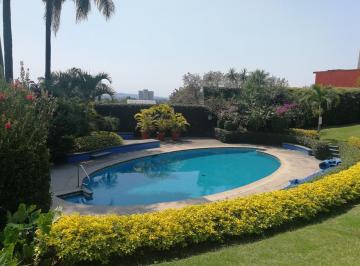 Casa en condominio de 3 habitaciones, Cuernavaca · Venta Casa Univel en Condo C/doble Vigilancia Privada, Vista Hermosa, Z Dorada