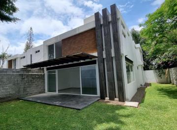 Casa de 4 habitaciones, Cuernavaca · Amplia Casa con Jardin en Excelente Ubicación