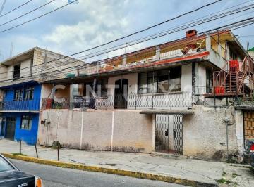 Casa · 525m² · 3 Recámaras · 4 Estacionamientos · Casa en Venta en Av Coatepec 84, San Bartolomé Coatepec, Huixquilucan