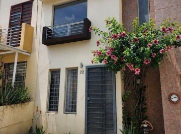 Casa en condominio · 68m² · 2 Recámaras · 1 Estacionamiento · Hogar en Las Terrazas en Renta