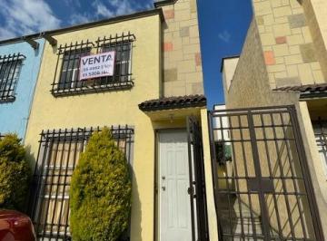 Casa de 3 habitaciones, Toluca · Renta Casa Hacienda del Valle II Santin Toluca
