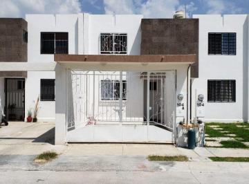Casa de 3 habitaciones, León · Casa en Renta Hacienda Viñedos