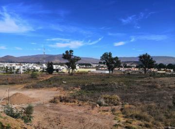 Terreno / Lote , Tlajomulco de Zúñiga · Terreno en Venta Junto a Plazas Outlets Uso de Suelo Mixto