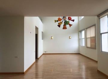 Departamento · 220m² · 3 Recámaras · 4 Estacionamientos · Departamento en Venta - Lomas del Río
