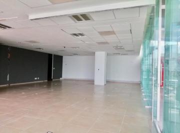 Inmueble productivo urbano de 2 habitaciones, San Andrés Cholula · Renta Local 180 m en Lomas de Angelopolis, Puebla