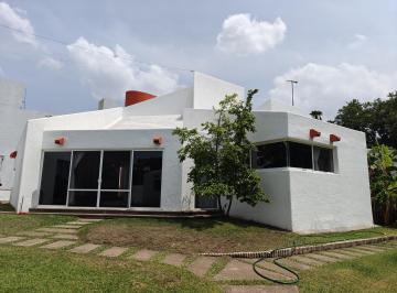 Casa en condominio · 198m² · 5 Recámaras · 2 Estacionamientos · Casa en Venta en Las Quintas, Cuernavaca - (4)