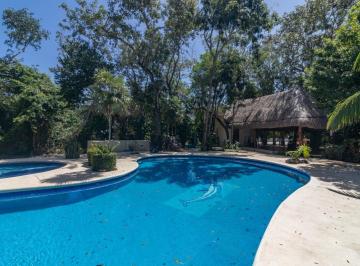 ALBERCA · Casa en Venta Selvamar, Playa del Carmen