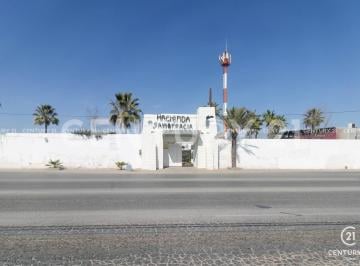 Local comercial · 1606m² · 150 Estacionamientos · Hacienda en Venta en Av Palestina Chihuahua, Chih.