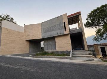 Casa de 4 habitaciones, San Pedro Garza García · Residencia Premium en Venta en Villa Montaña. 75% Avance