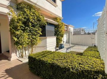 Casa de 3 habitaciones, Chihuahua · Quintas del Sol Casa Muy Amplia en Venta Calle Privada