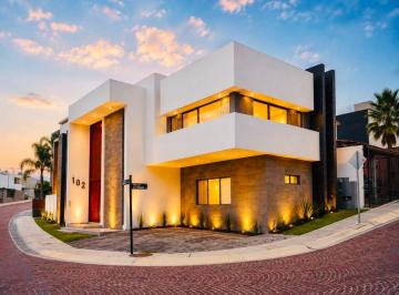 Casa de 3 habitaciones, Querétaro · Se Renta Casa en Cumbres de Lago Juriquilla