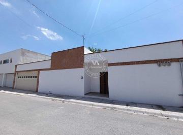 95accfc8f4b3b2e14148cfb95f6ba85fd57edc81d1e4726c212728c6ddfe32ac · Casa de un Piso, Amueblada en Valle Hermoso