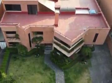 Casa · 804m² · 5 Recámaras · 10 Estacionamientos · Casa en Venta en San Jerónimo Lídice.