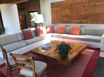 Casa · 770m² · 5 Recámaras · 2 Estacionamientos · Casa de Campo en Venta en Villa Victoria - (4)