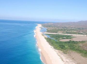 Terreno / Lote 400000m² Venta Pueblo Tomatlan · Terreno en Venta a Pie de Playa – Gran Oportunidad de Inversión en Tomatlán, Jal