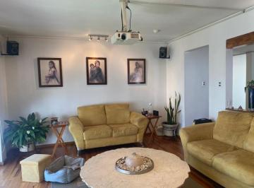 Casa · 486m² · 4 Recámaras · 5 Estacionamientos · Chimalistac Casa en Venta Para Remodelar
