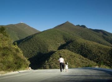 Terreno / Lote · 345m² · Terreno en Venta en Contry Las Águilas en Guadalupe Nuevo Le