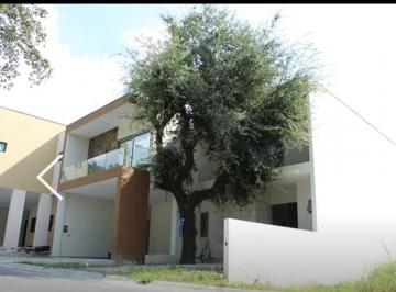 Casa de 4 habitaciones, Monterrey · Casa en Venta en La Joya Sector Magnolia en Monterrey, N. L.