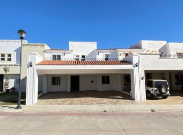 Casa de 4 habitaciones, Mazatlán · Casa en Venta en Mazatlán! en Club Mediterráneo! Oportunidad.