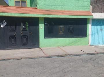 Casa de 5 habitaciones, Ecatepec de Morelos · Excelente Casa en Cd. Azteca, Grandes Espacios, Actualmente Esta Como Oficina