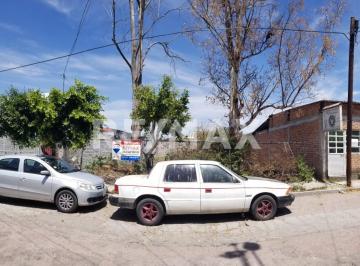 Terreno / Lote · 230m² · Terreno Residencial en Venta - (4)