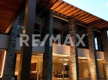 Casa · 1300m² · 3 Recámaras · 3 Estacionamientos · Residencia Amueblada en Club de Golf Las Fuentes, Puebla - (4)