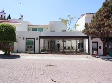 Fachada · Residencia en Venta, 450 m² Terreno en Ciudad Bugambilias