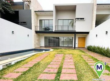 Casa · 379m² · 3 Recámaras · 2 Estacionamientos · Casa Comercial en Delicias Cuernavaca - M²ai - 522 - Cc