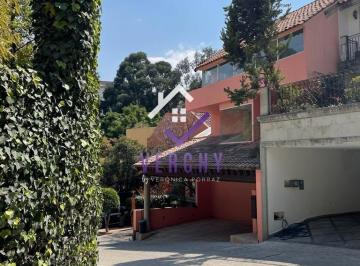 Casa en condominio · 735m² · 4 Recámaras · 2 Estacionamientos · Bosques de Las Lomas, Preciosa Residencia en en Condominio en Venta
