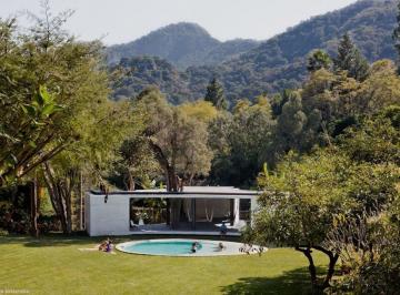 Casa · 554m² · 6 Recámaras · 4 Estacionamientos · Venta Casa Tepoztlán
