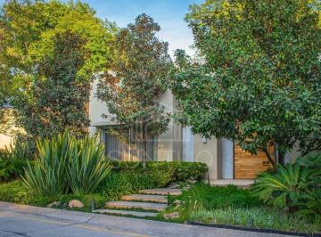 Casa de 4 habitaciones, Tlajomulco de Zúñiga · Casa en Venta, en Club de Golf Santa Anita, Tlajomulco