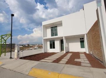 Casa · 172m² · 3 Recámaras · 2 Estacionamientos · Se Vende Casa Nueva en Fracc "Rinconadas del Venado II " en Pachuca, Hidalgo