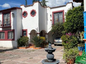 Casa en condominio · 254m² · 3 Recámaras · 2 Estacionamientos · Casa en Venta El Pueblito, Corregidora Queretaro
