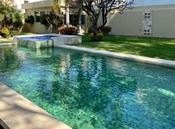 Casa de 3 habitaciones, Cuernavaca · Casa Amueblada Sobre Reforma con Seguridad 24/7