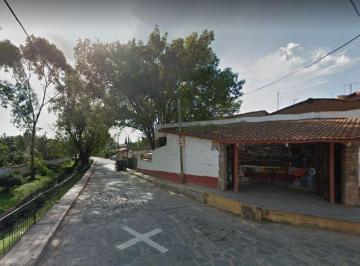 Casa uso de suelo , Tapalpa · Esquina Comercial Centrica en Tapalpa, Negocio Terreno y 2 Deptos. Todo Junto