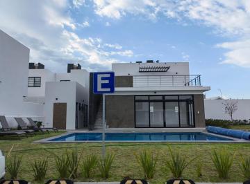 Casa de 2 habitaciones, El Marqués · Renta Departamento Primer Piso en Zákia