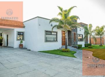 Casa · 300m² · 3 Recámaras · Casa - Pueblo Chipilo de Francisco Javier Mina