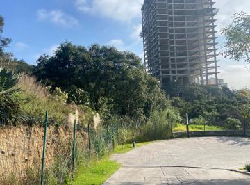 Terreno / Lote , Huixquilucan · Terreno de 5362 m² en Venta en Bosque Real, Para 30 Departamentos.