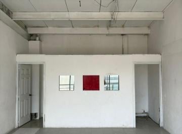 Local comercial · 38m² · 1 Estacionamiento · Local - Santa María Totoltepec