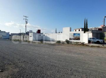 Local comercial 17m² Renta Conjunto habitacional Las Torres · Local en Renta en Las Torres, San Juan del Río, Querétaro.
