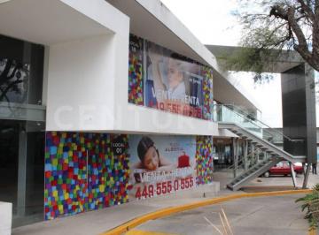 Local comercial · 193m² · Local 18 en Renta en Plaza Alberia