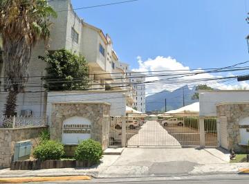 Entrada de la Privada · Estudio Vista Montaña
