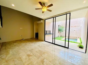 Villa de 2 habitaciones, Mérida · Hermosa Villa Equipada, con Piscina, Cuarto de Servicio, Cerca de Av Temozón.