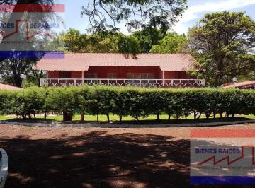 Terreno / Lote · 1387m² · 6 Recámaras · 30 Estacionamientos · Terreno - La Estancia