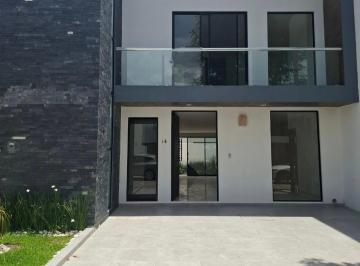Casa 180m² Venta Lomas de Angelópolis · Precio de Oportunidad Casa en Venta, Moderna, 5 Recámaras, Una en Planta Baja Cluster Alberca