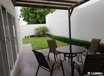 Casa de 3 habitaciones, Ramos Arizpe · Renta de Casa en Fraccionamiento Arborea
