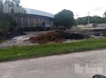 Terreno / Lote · Se Vende Terreno en Escarcega, con Dos Frentes, Campeche