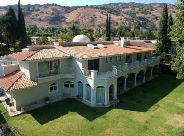 Casa de 5 habitaciones, Tlajomulco de Zúñiga · Casa en Club de Golf Santa Anita, Colindancia a Campo de Golf